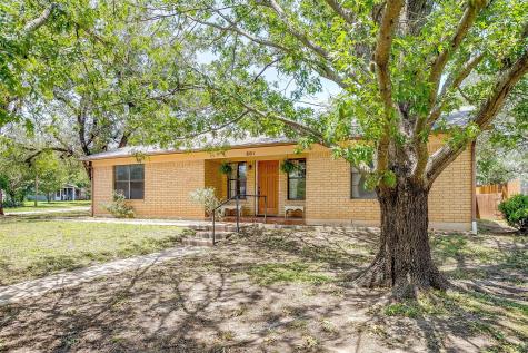 801 E 3rd Street Weatherford TX 76086