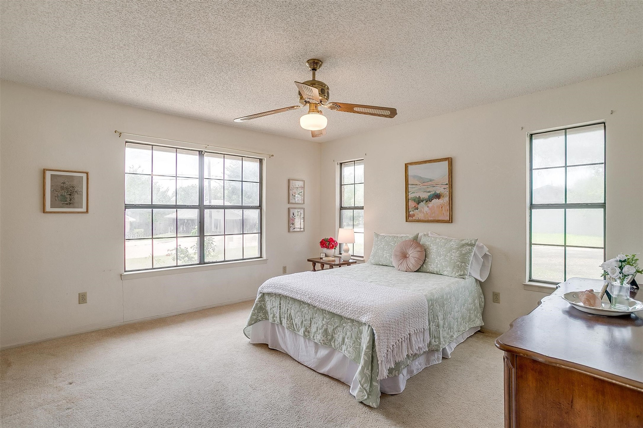 801 E 3rd Street Weatherford TX 76086