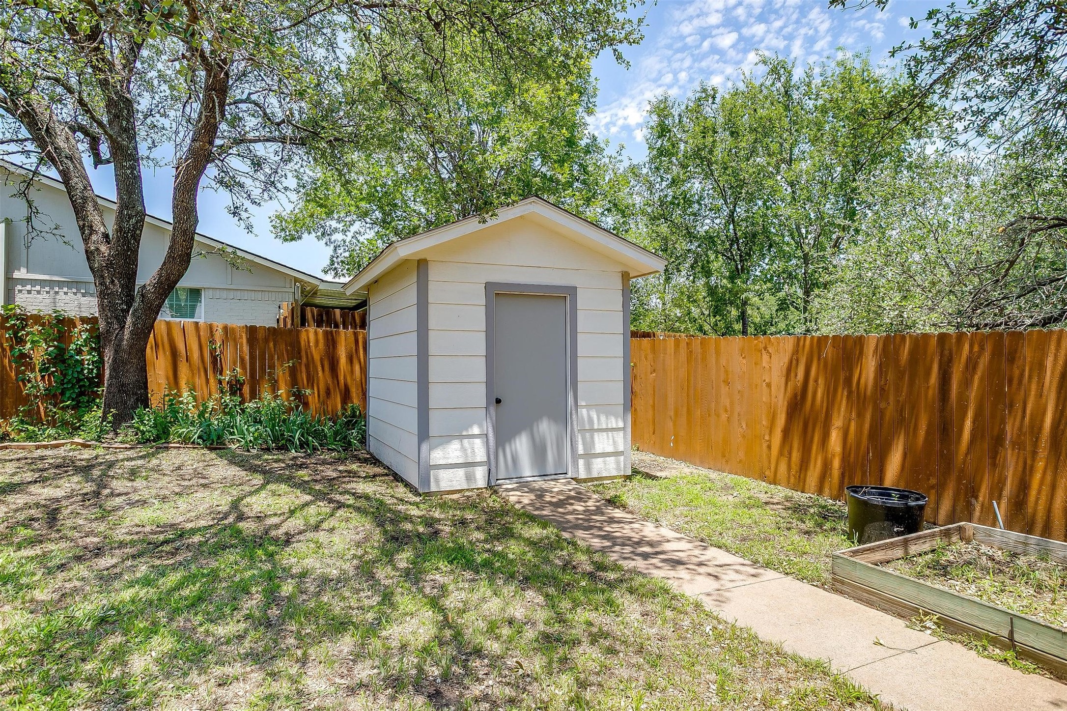 801 E 3rd Street Weatherford TX 76086