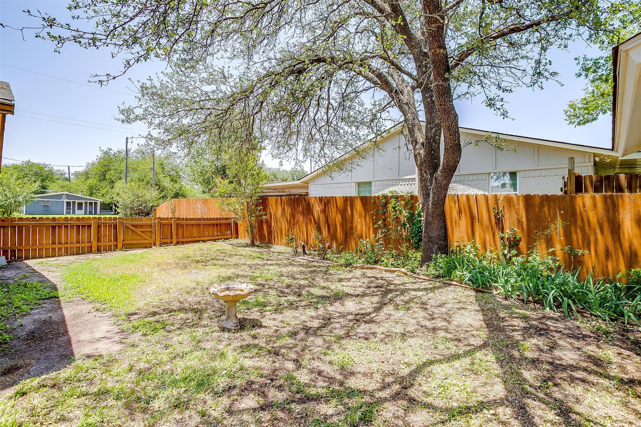 801 E 3rd Street Weatherford TX 76086