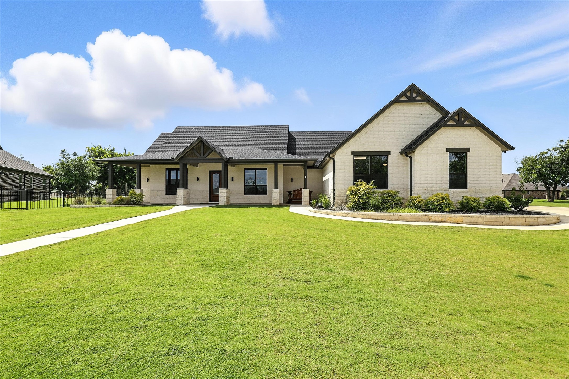 3727 Tremont Lane Granbury TX 76049