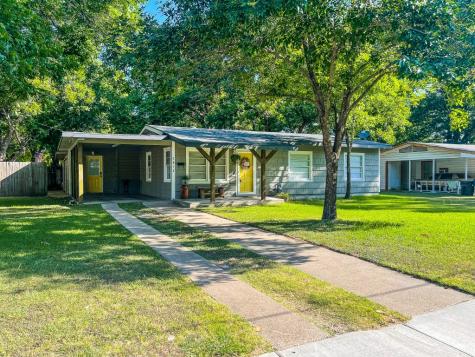 2812 W Collin Street Corsicana TX 75110