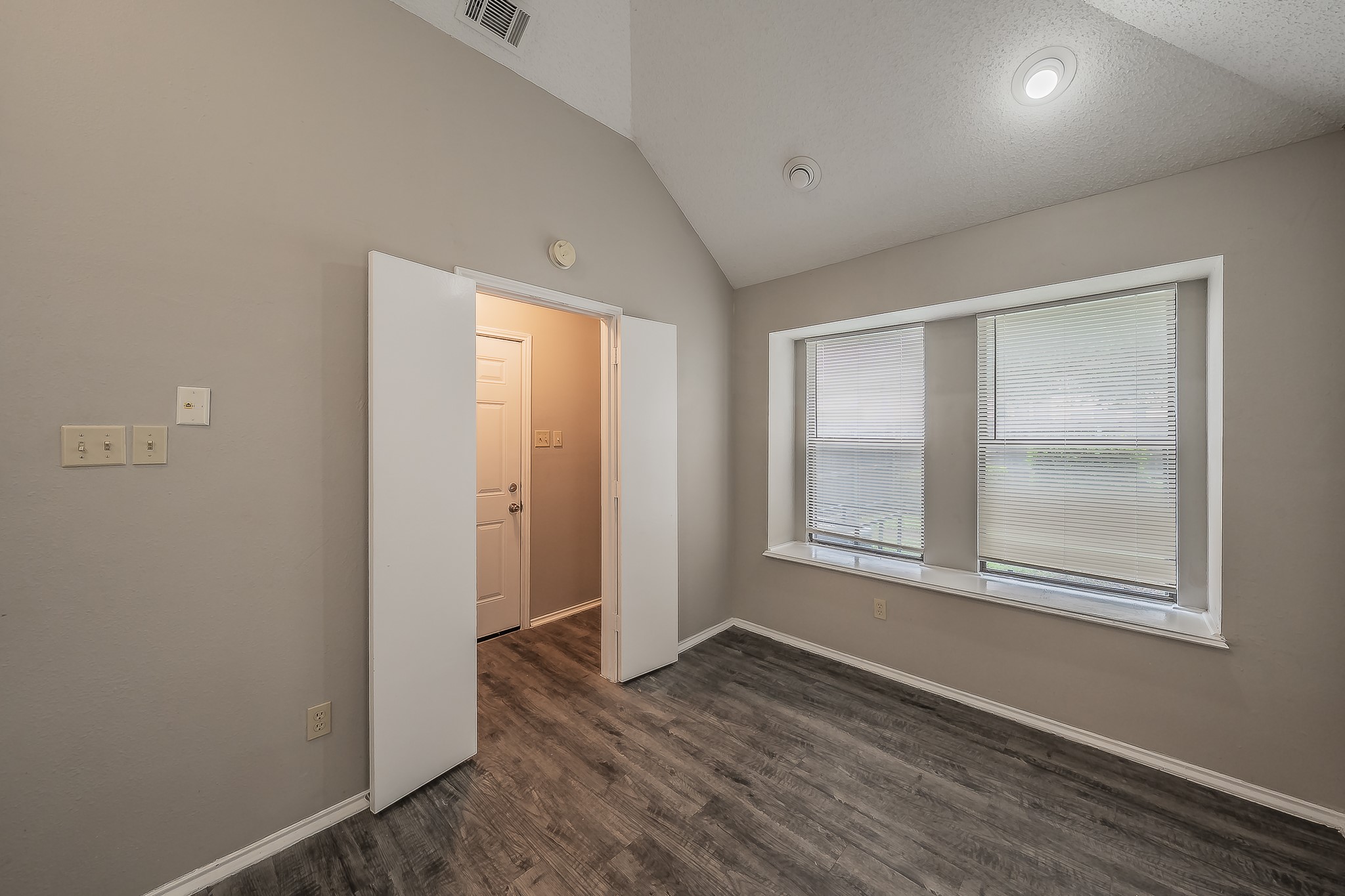 724 Ashbrook Drive Desoto TX 75115