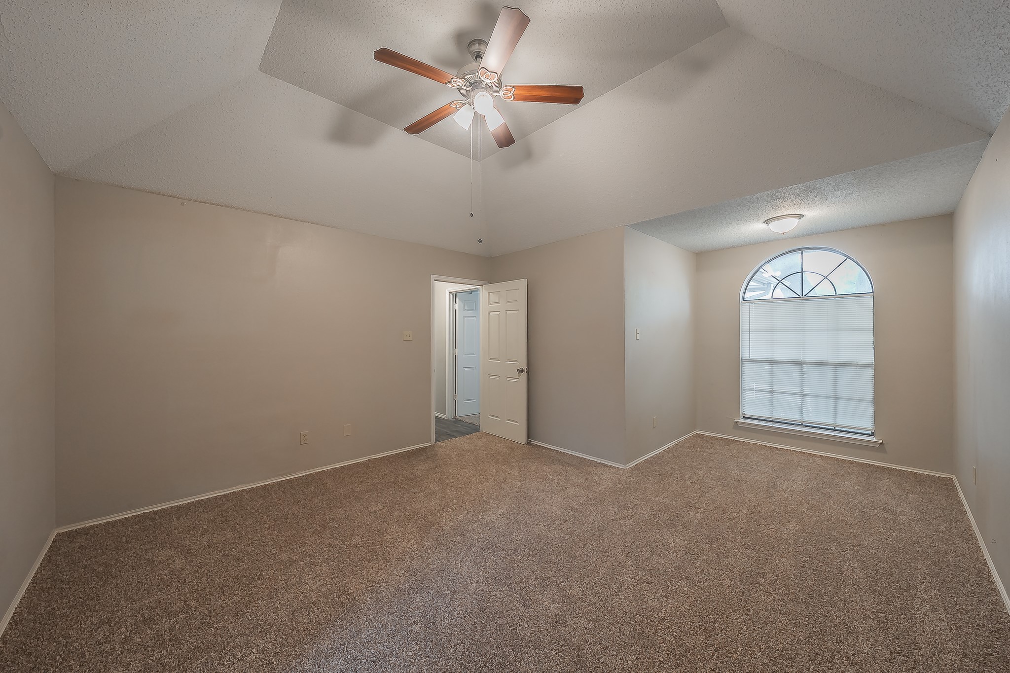 724 Ashbrook Drive Desoto TX 75115