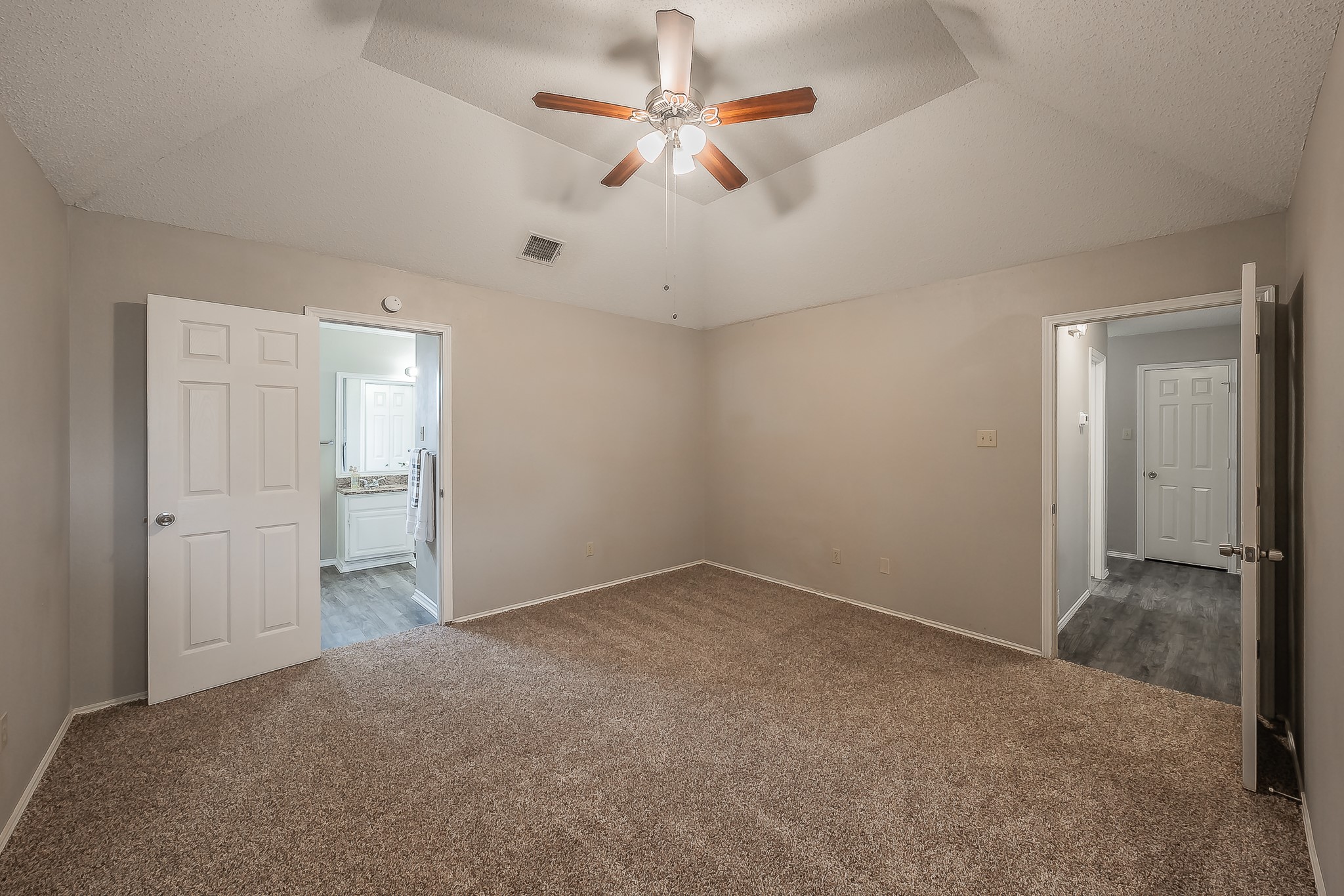 724 Ashbrook Drive Desoto TX 75115