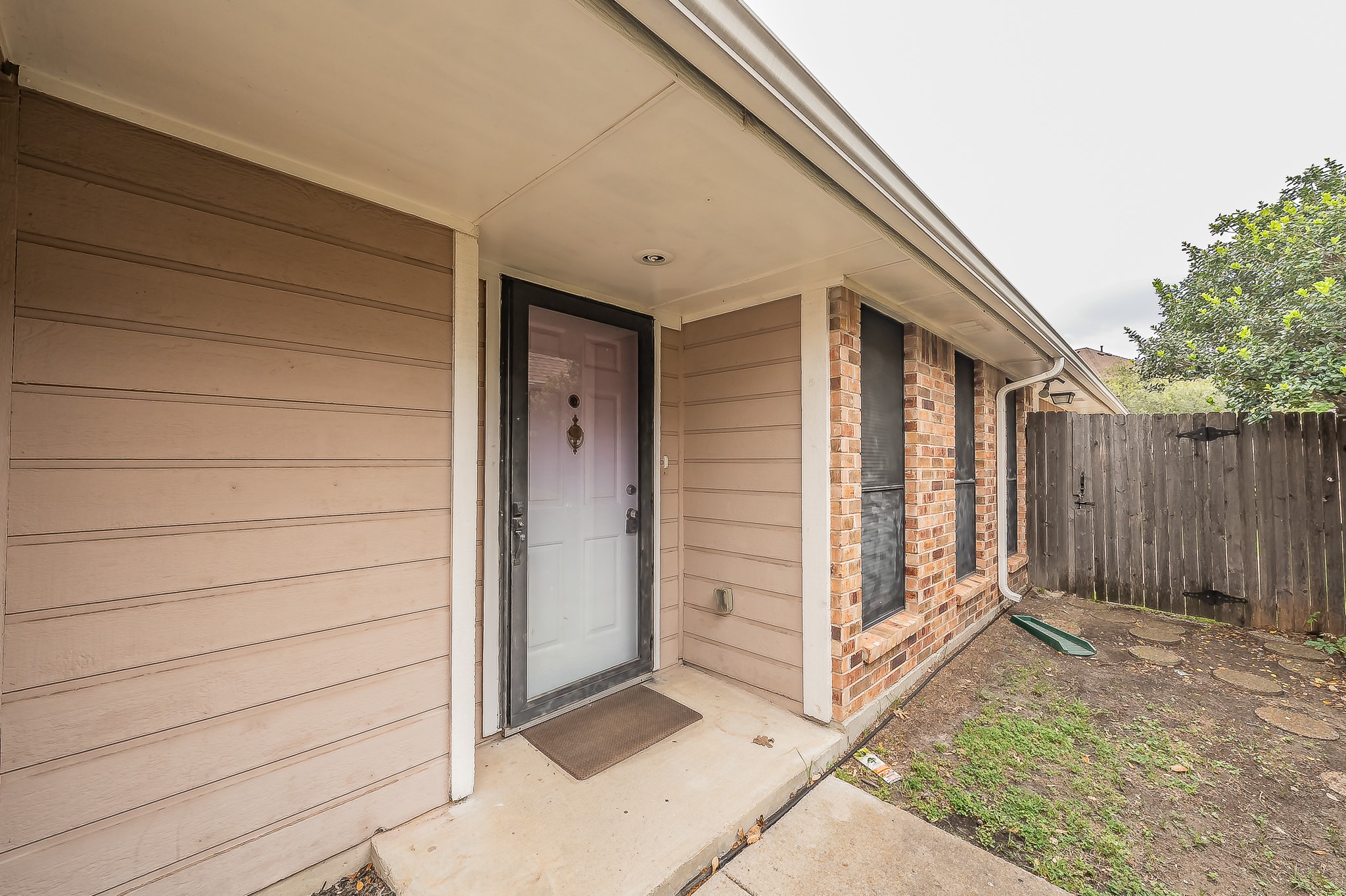 724 Ashbrook Drive Desoto TX 75115