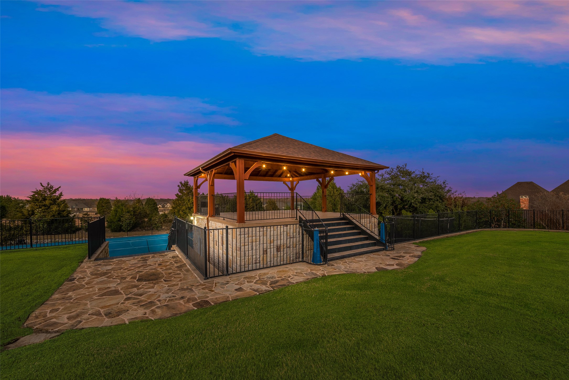 411 Crestfield Court Sunnyvale TX 75182