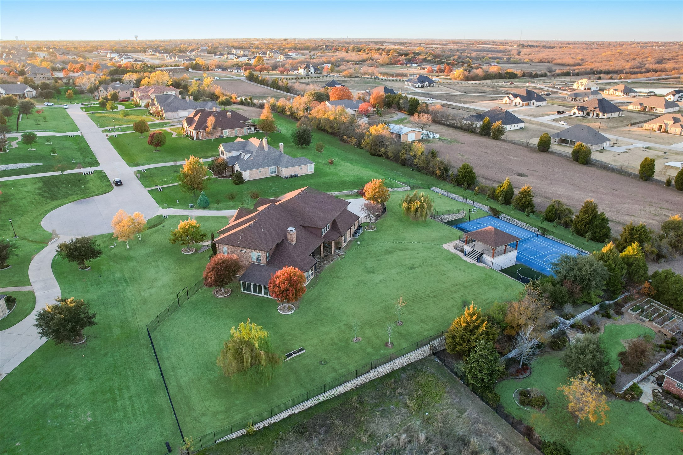 411 Crestfield Court Sunnyvale TX 75182