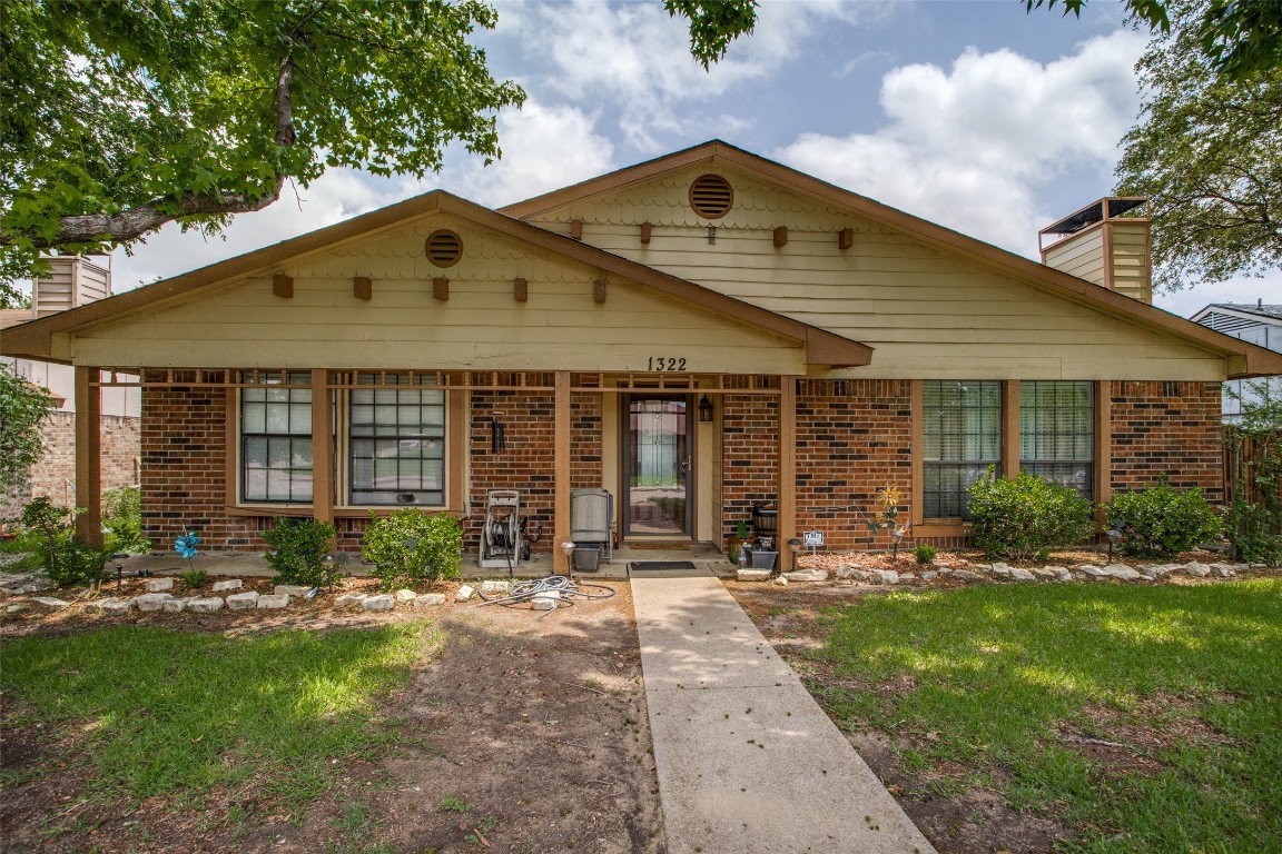 1322 Heather Run Drive Duncanville TX 75137
