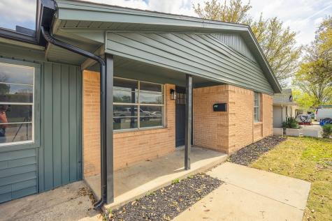 2112 Pontiac Drive Carrollton TX 75006