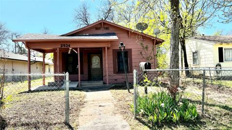 2534 W Brooklyn Avenue Dallas TX 75211