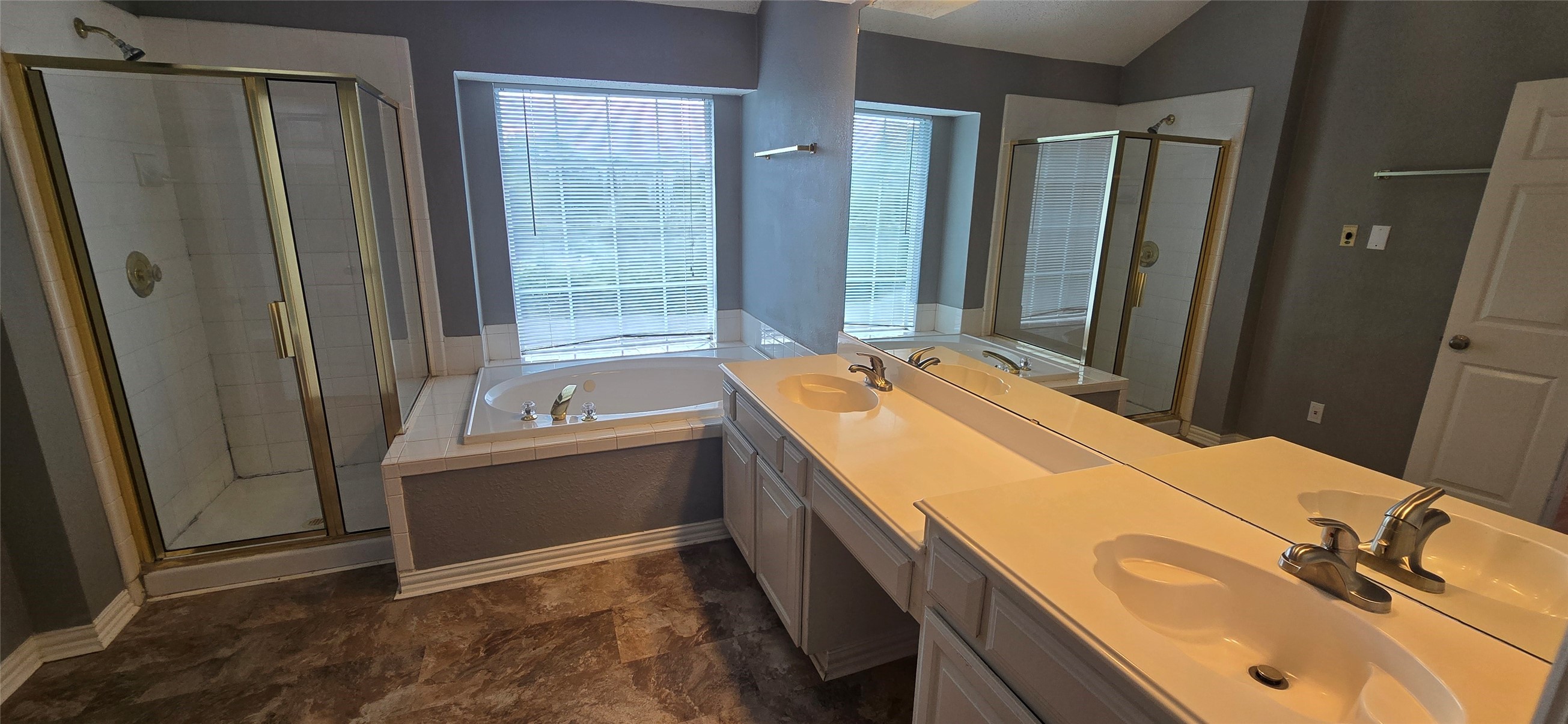 5725 Champion Court Arlington TX 76017
