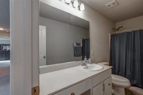 2820 Brittlebush Drive Fort Worth TX 76108