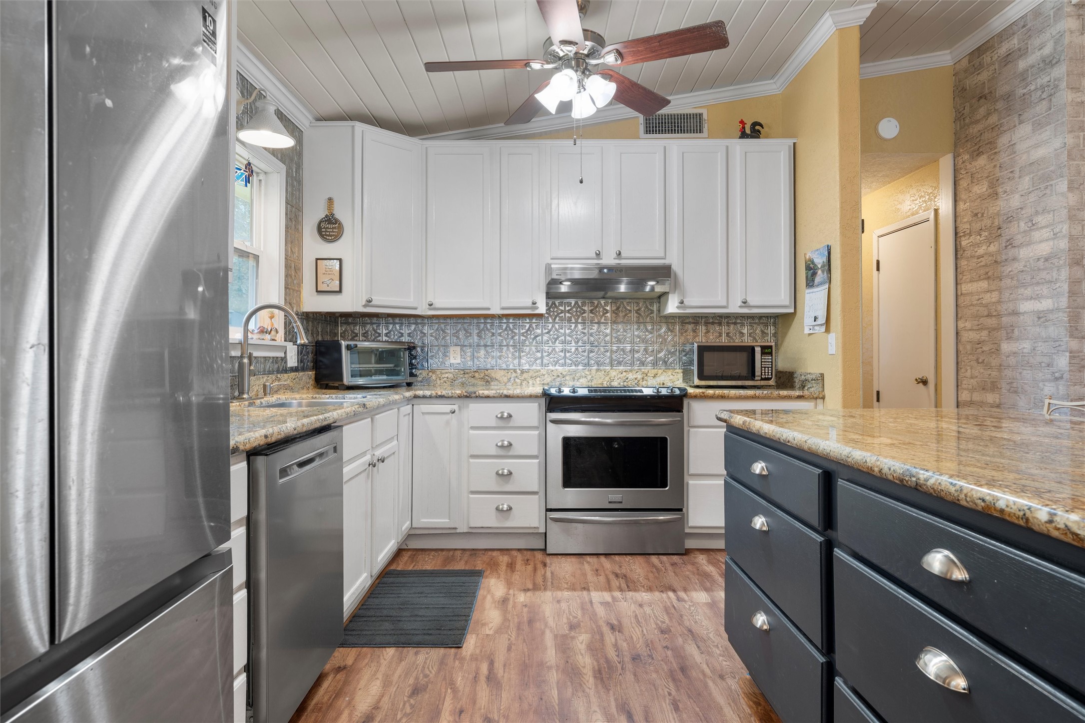 284 County Road 326a Rosebud TX 76570
