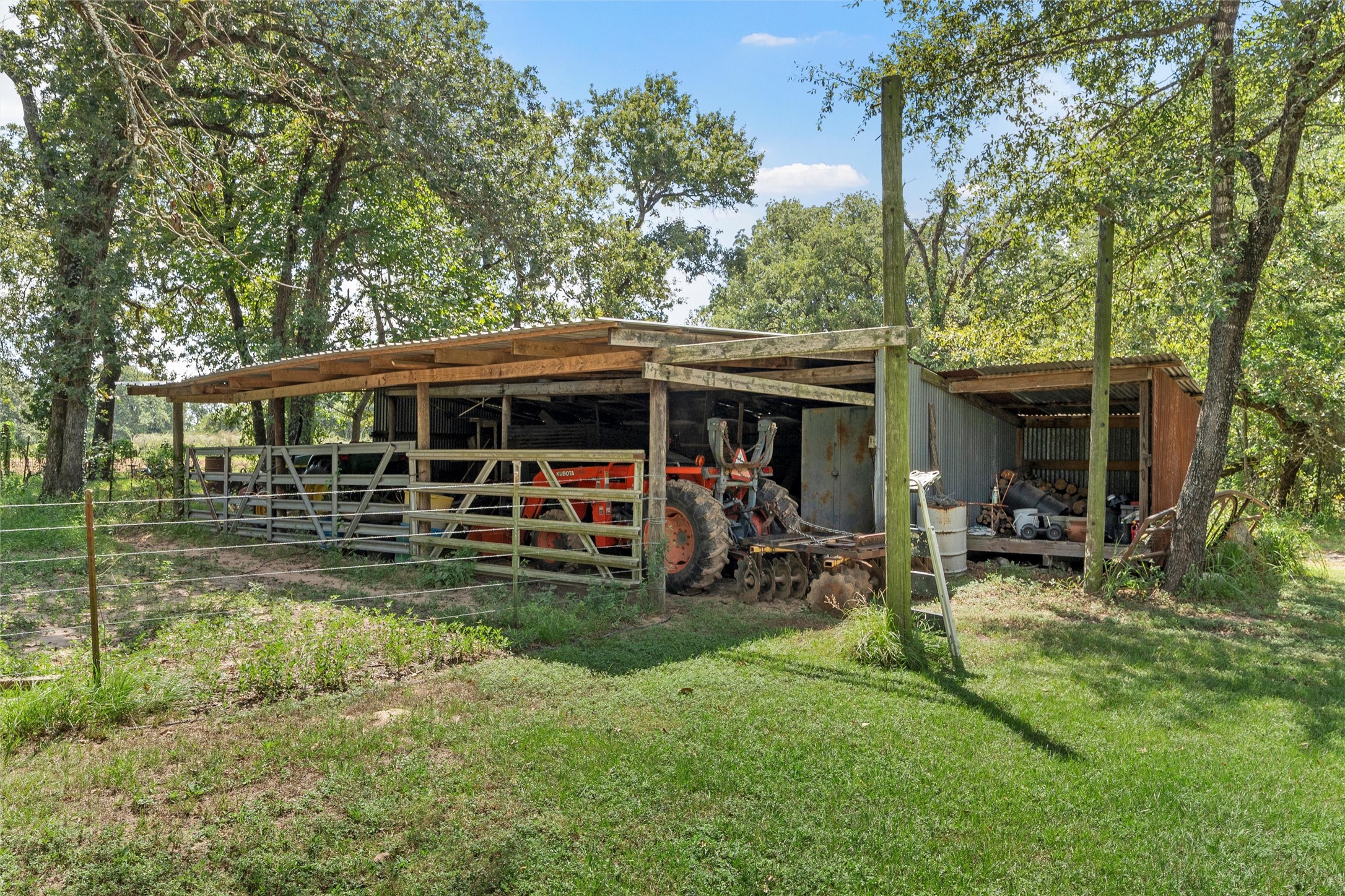 284 County Road 326a Rosebud TX 76570