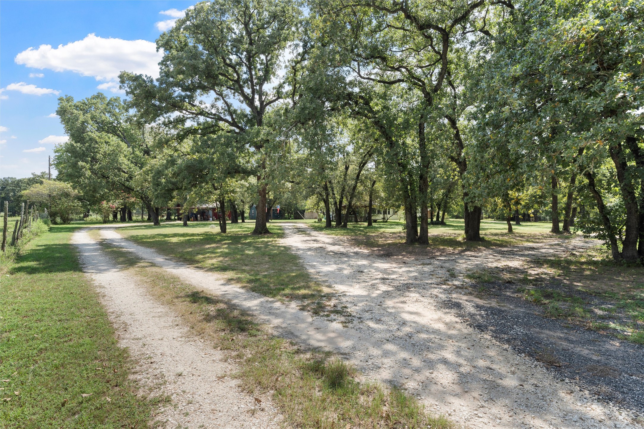 284 County Road 326a Rosebud TX 76570