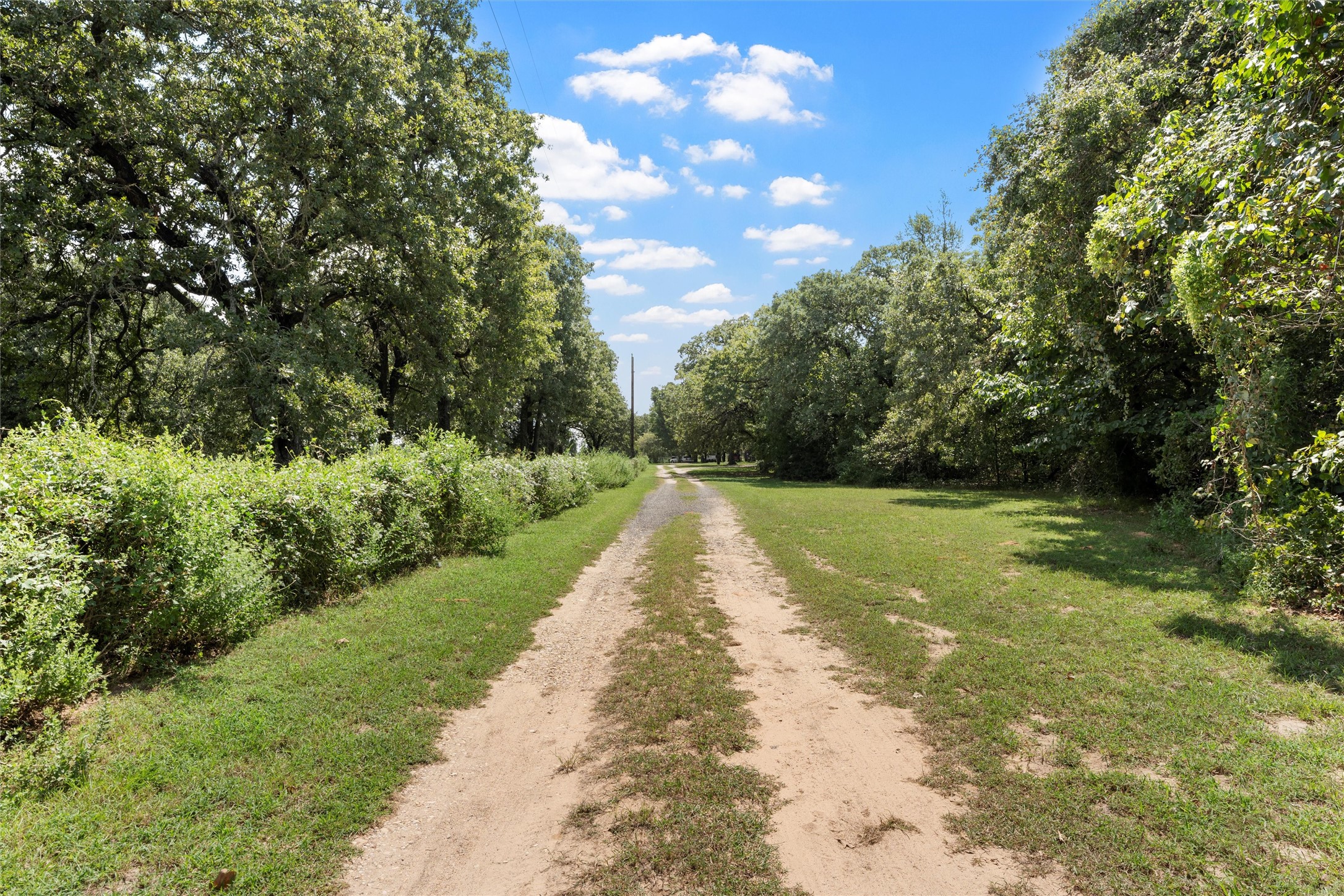 284 County Road 326a Rosebud TX 76570