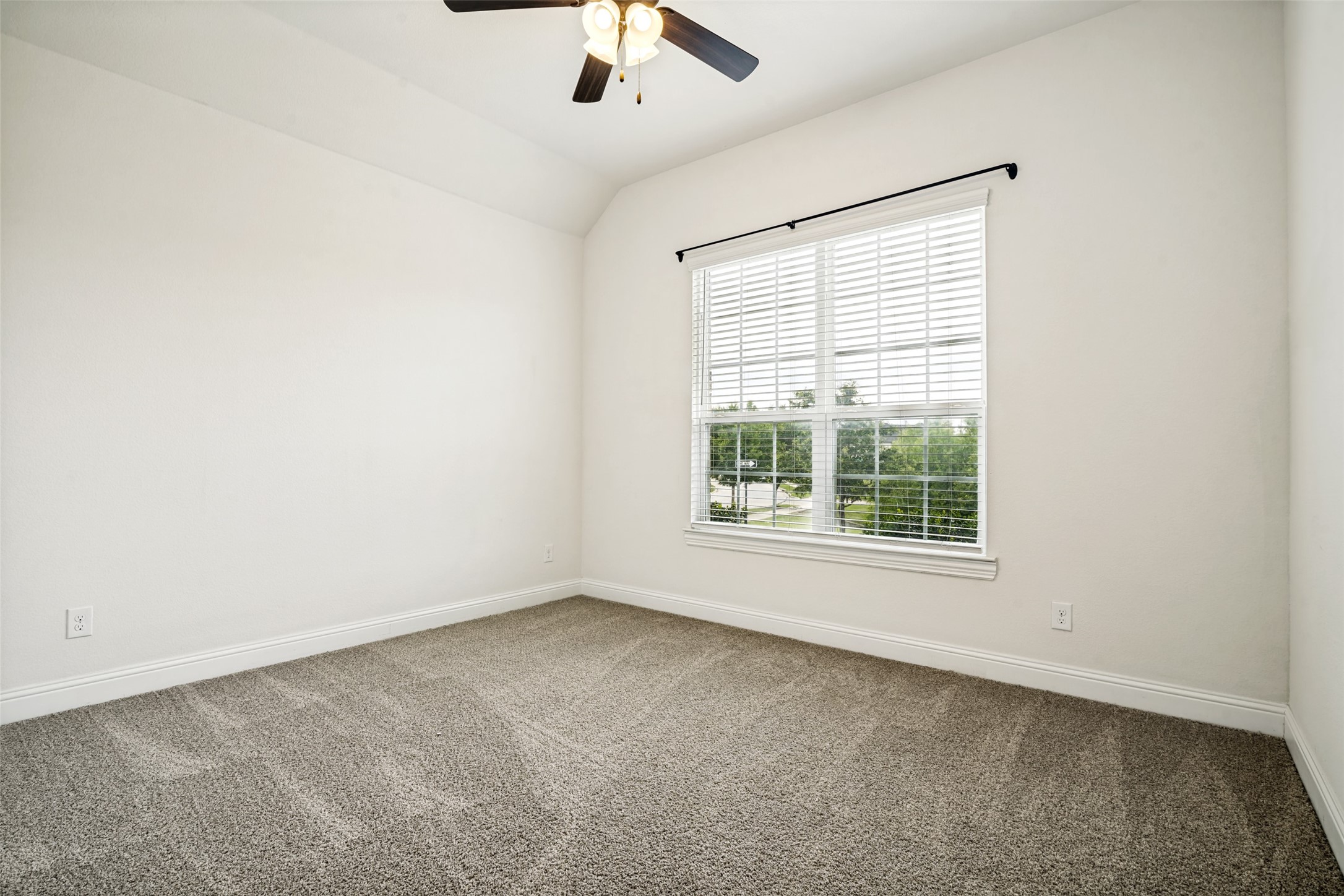 2618 Long Common N Rockwall TX 75032