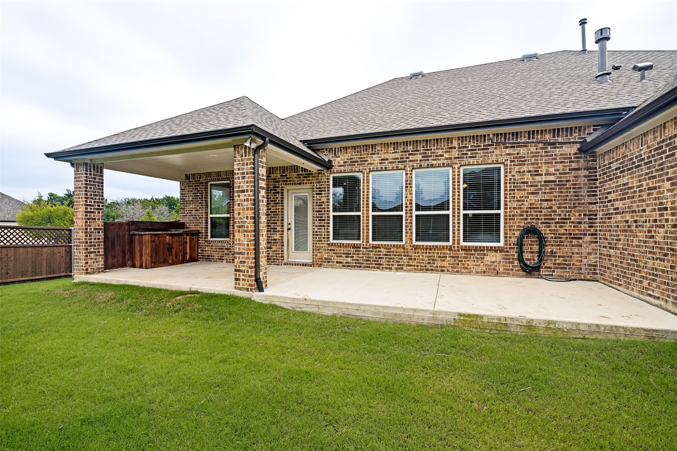 2618 Long Common N Rockwall TX 75032