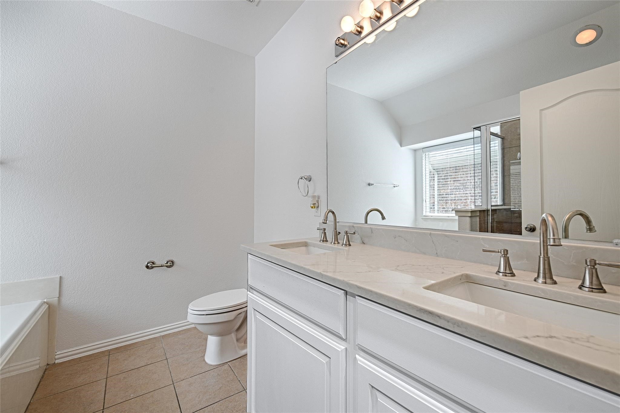 325 Perkins Drive Argyle TX 76226