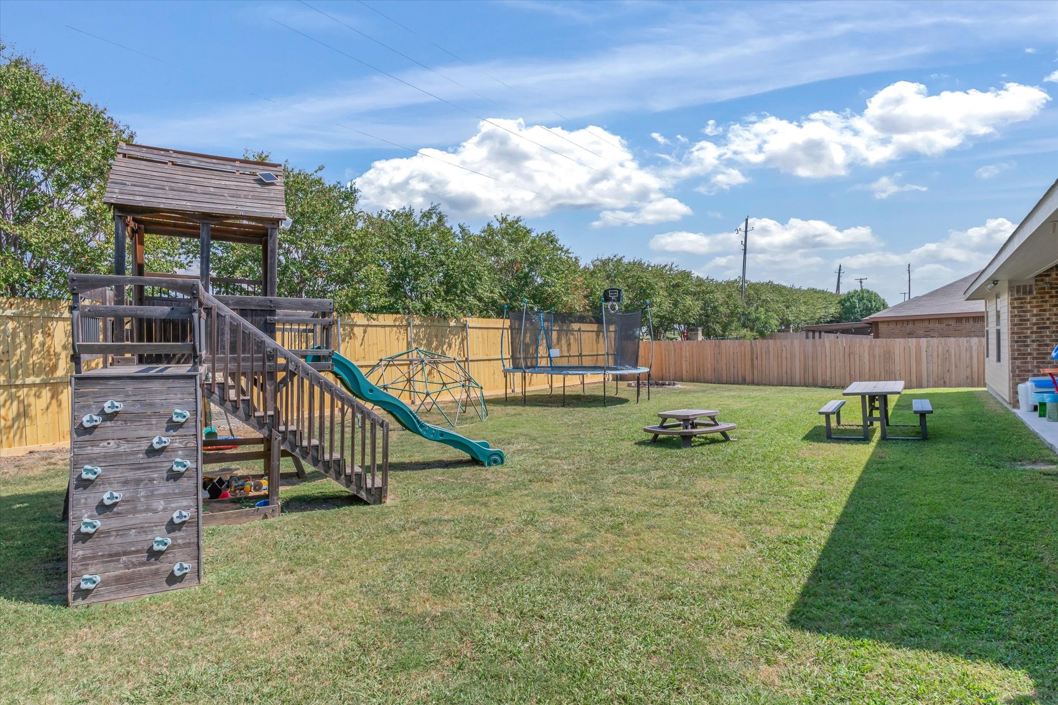 107 Stoneridge Drive Crandall TX 75114