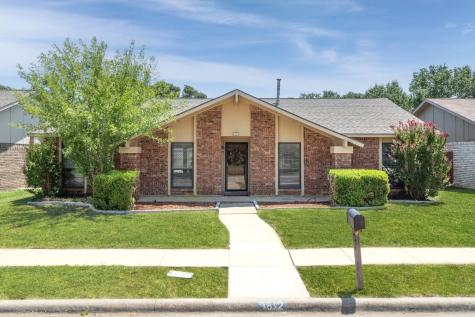 1812 Clear Creek Lane Carrollton TX 75007
