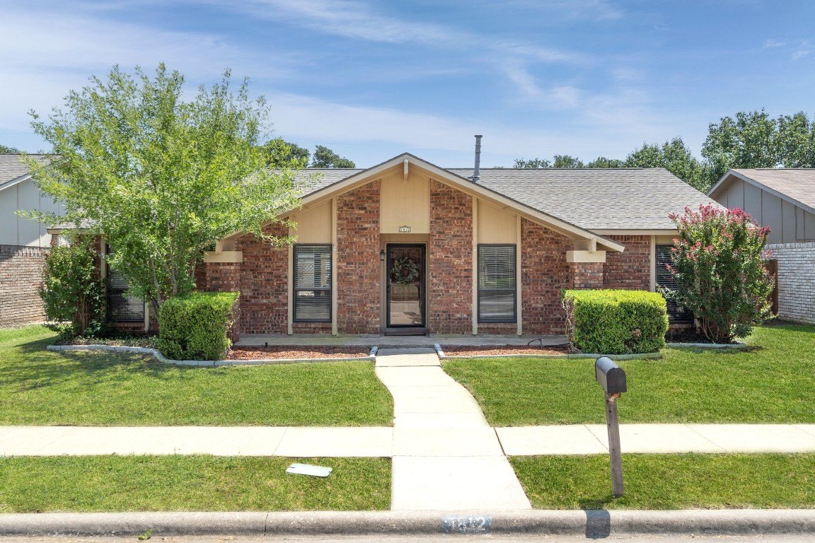 1812 Clear Creek Lane Carrollton TX 75007