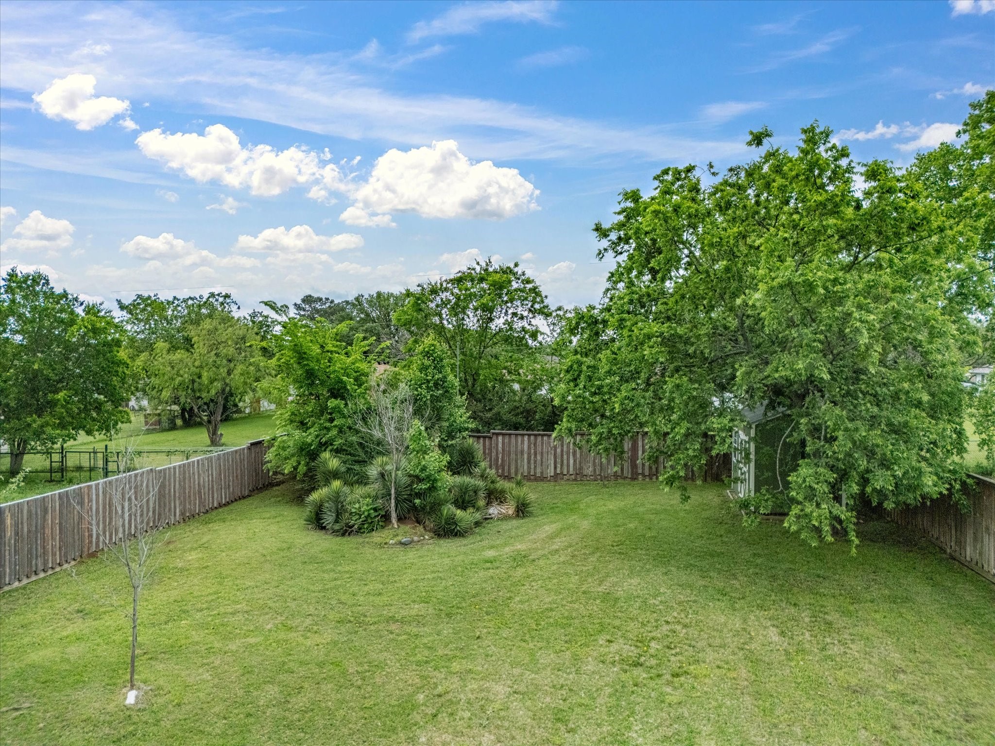 621 Lamp Post Lane Oak Point TX 75068
