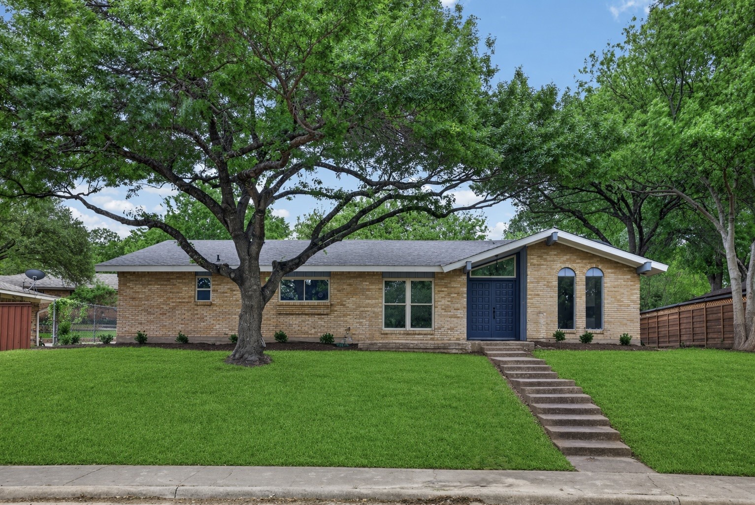 3204 Greenbriar Lane Plano TX 75074