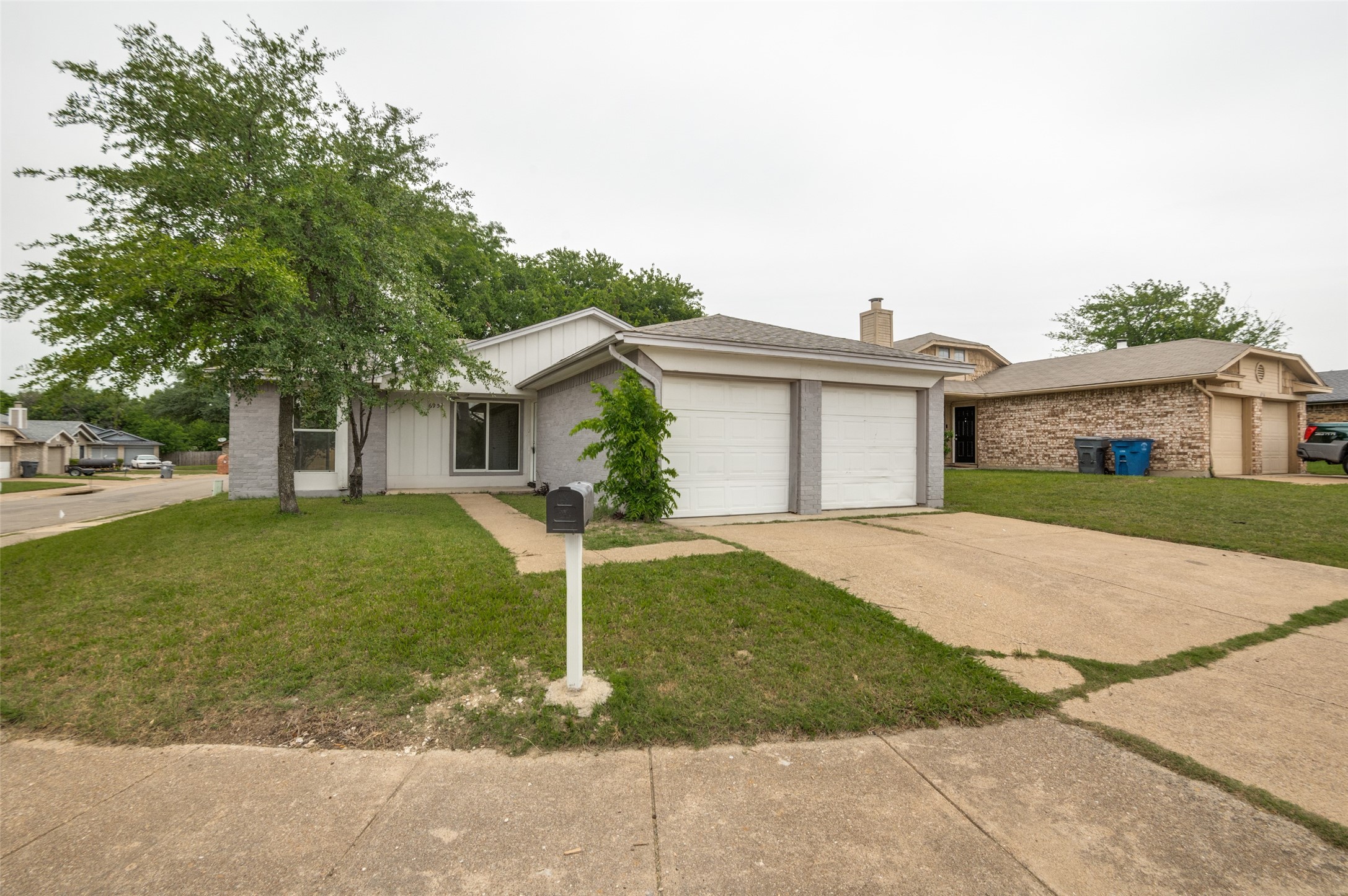 6952 Sammy Dallas TX 75237