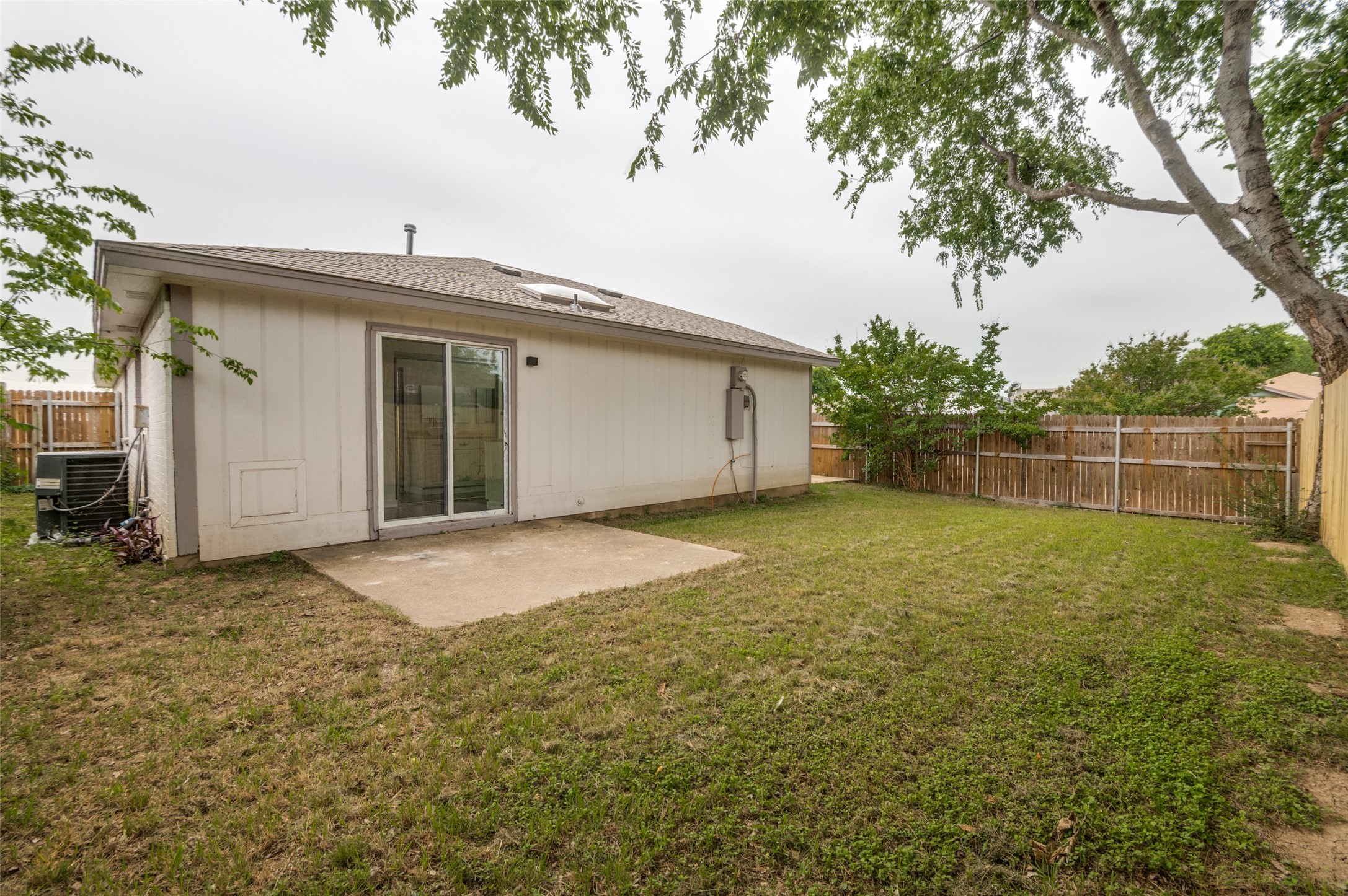 6952 Sammy Dallas TX 75237
