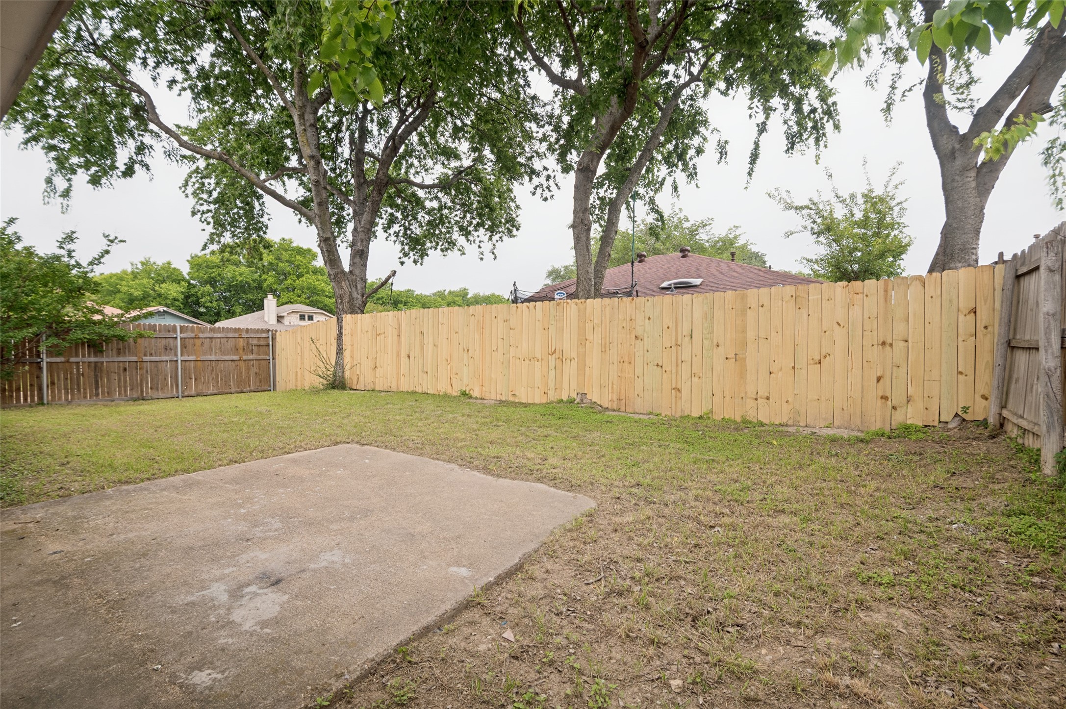 6952 Sammy Dallas TX 75237