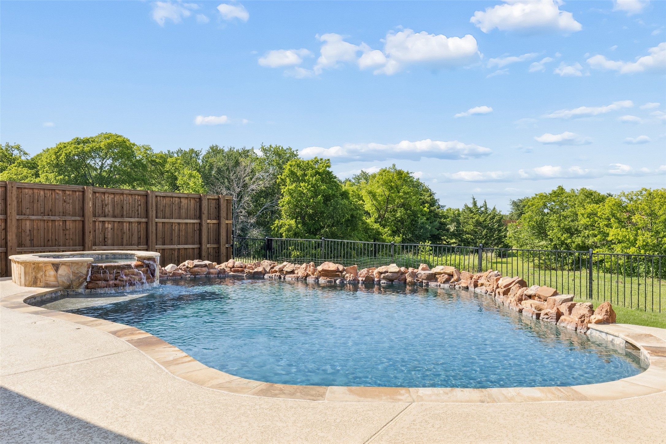 1509 Lakeway Drive Little Elm TX 75068