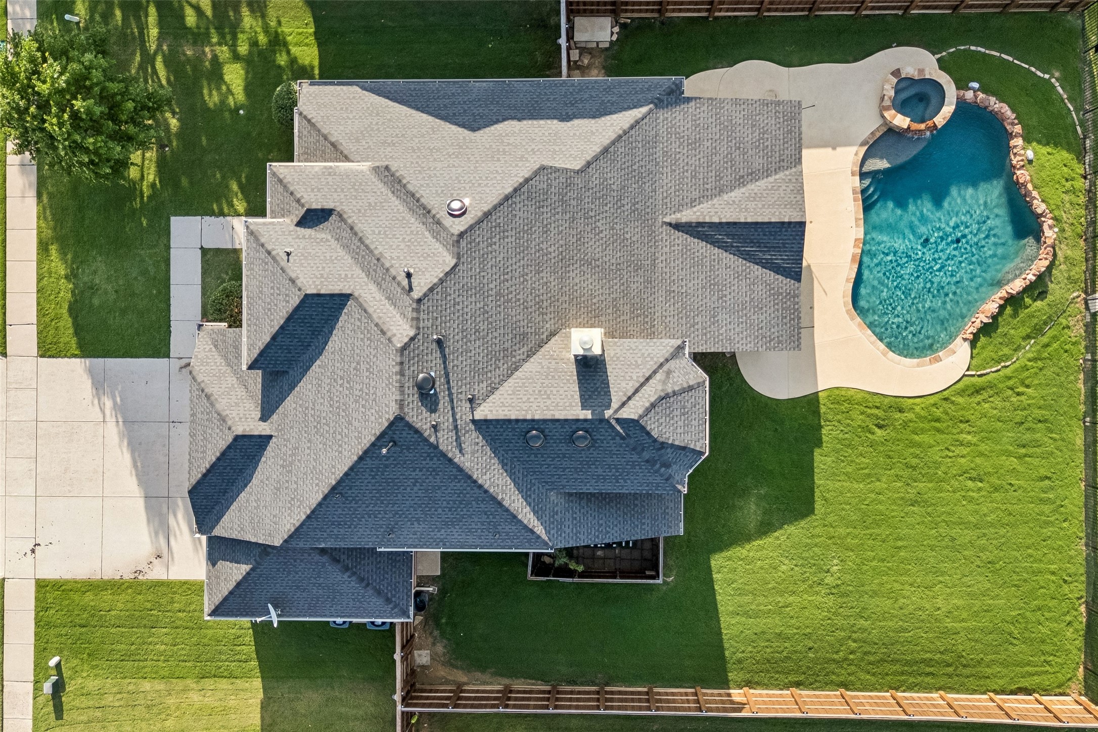 1509 Lakeway Drive Little Elm TX 75068