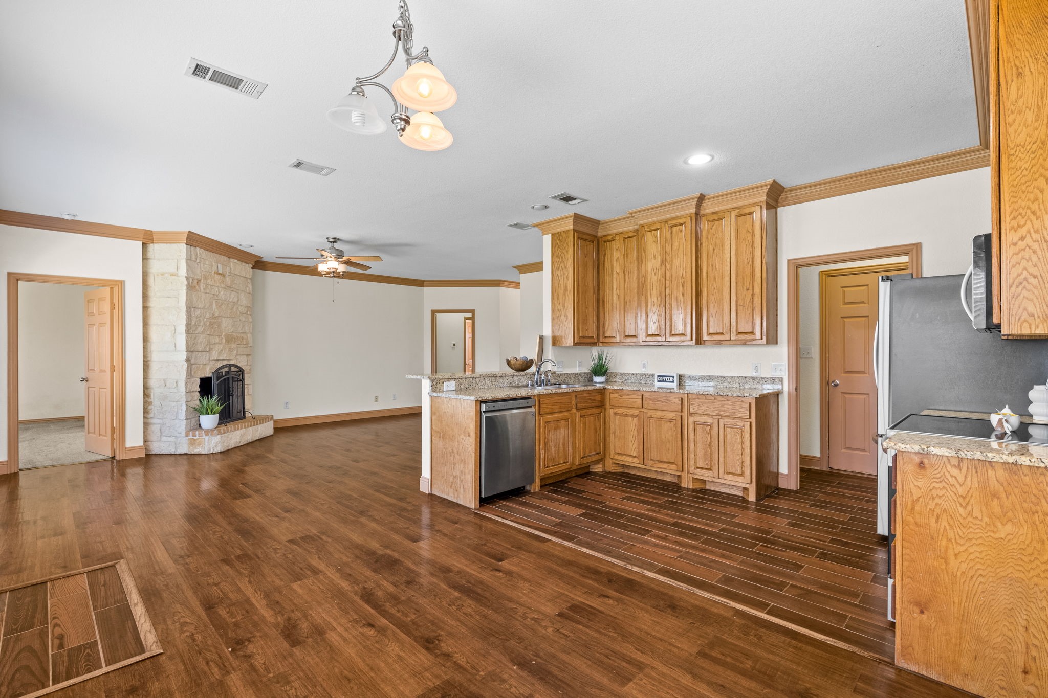215 N 2nd Street Princeton TX 75407