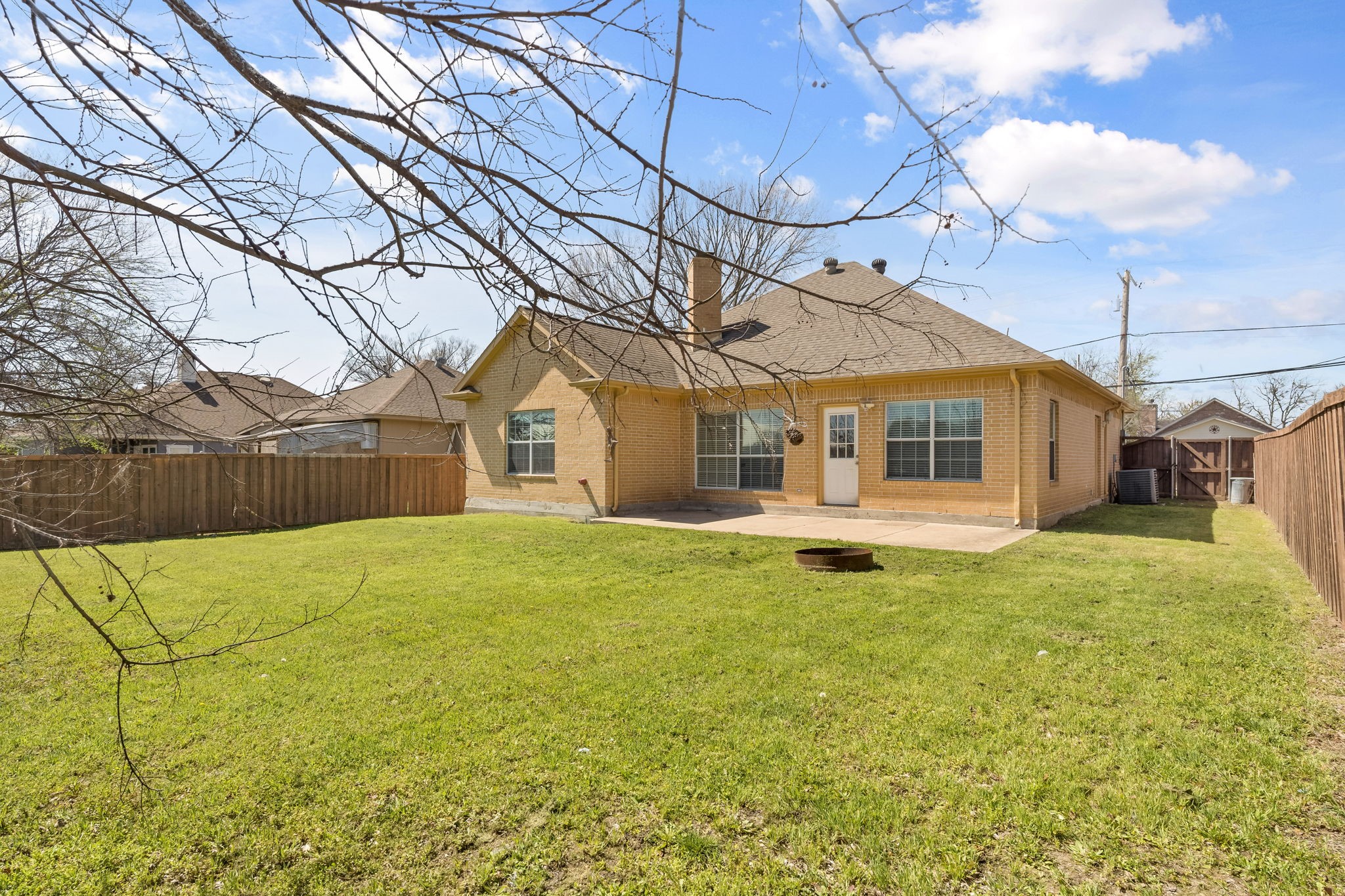 215 N 2nd Street Princeton TX 75407