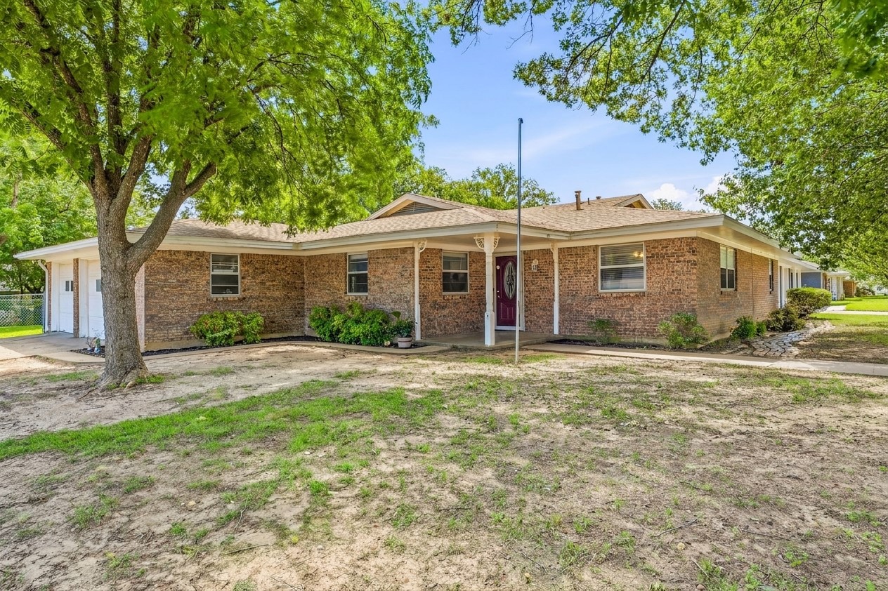 1787 N Mccart Street Stephenville TX 76401