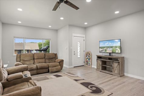 5908 Collins Court Granbury TX 76048
