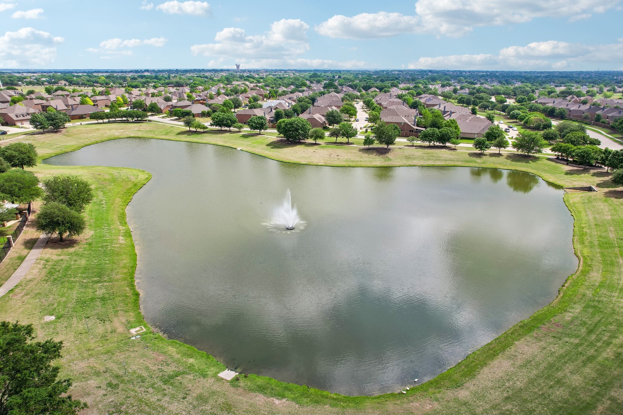 204 Rugby Lane Mckinney TX 75072