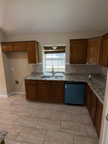 961 Grasswood Court Arlington TX 76017