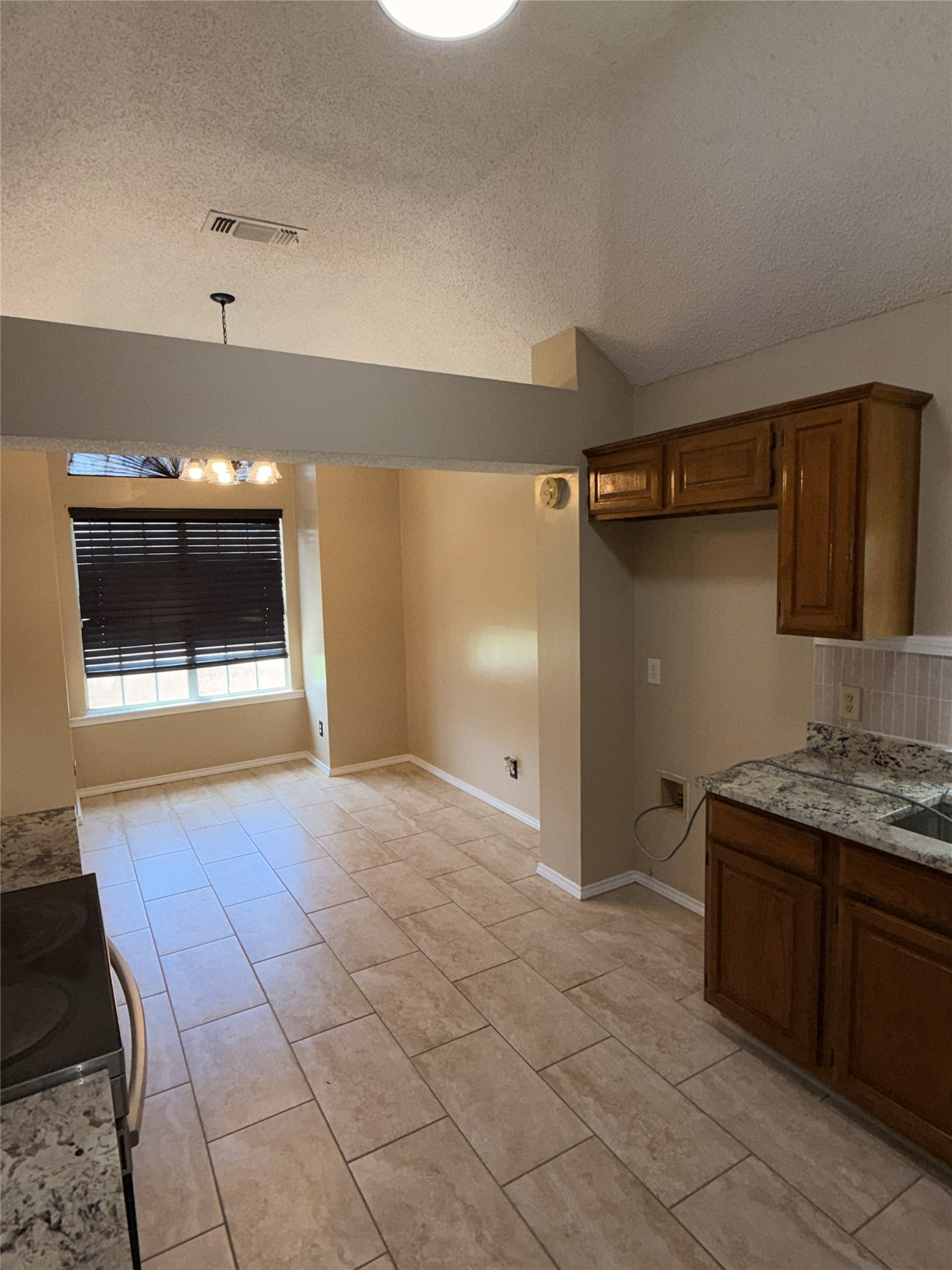 961 Grasswood Court Arlington TX 76017