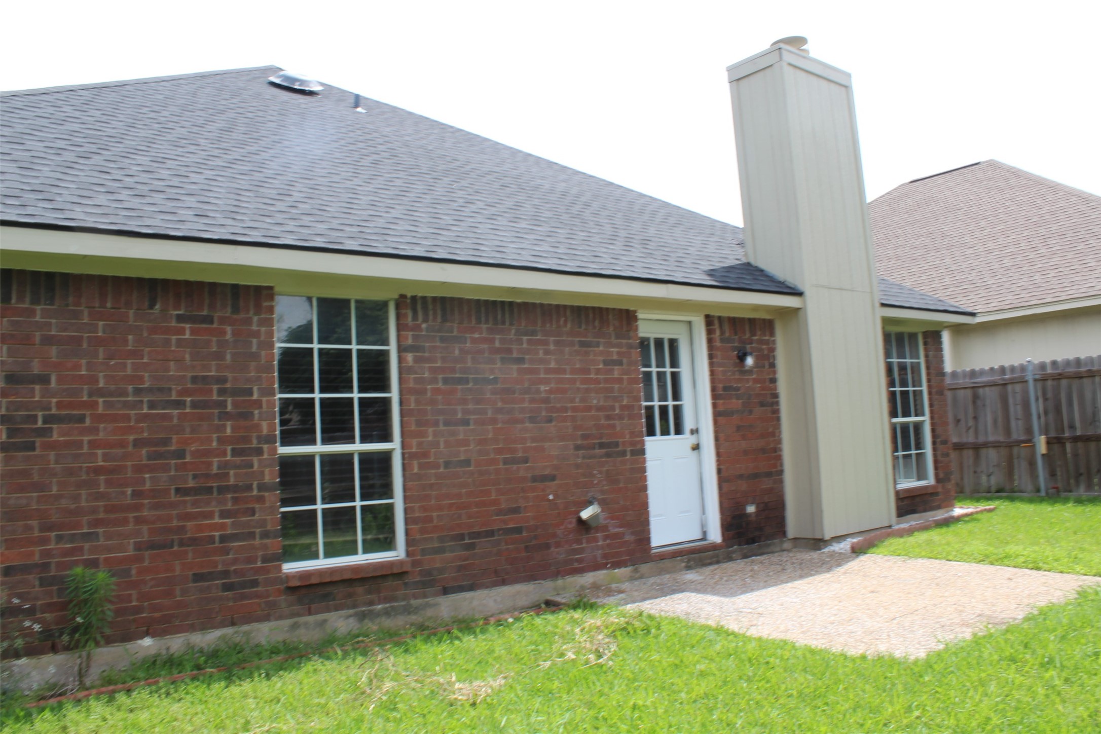 961 Grasswood Court Arlington TX 76017