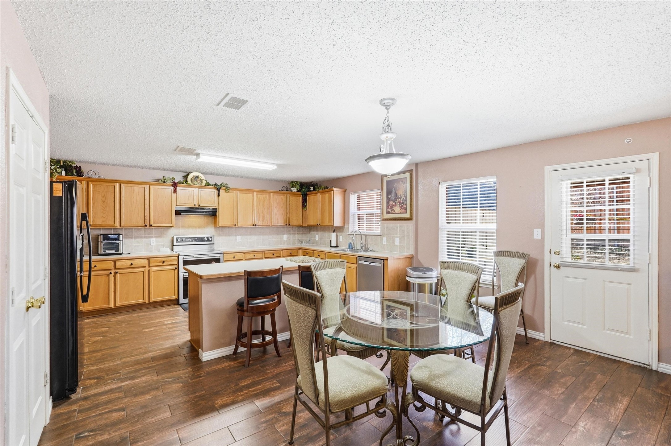 1632 Lionheart Drive Little Elm TX 75036