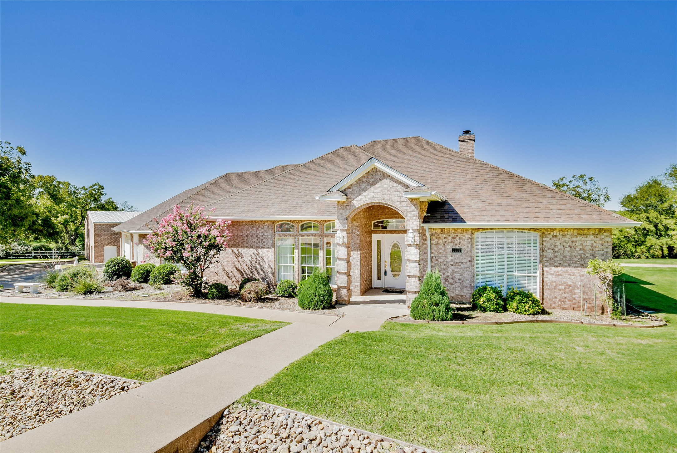 5307 Final Approach Court Granbury TX 76049