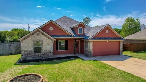 404 Green Meadow Court Boyd TX 76023