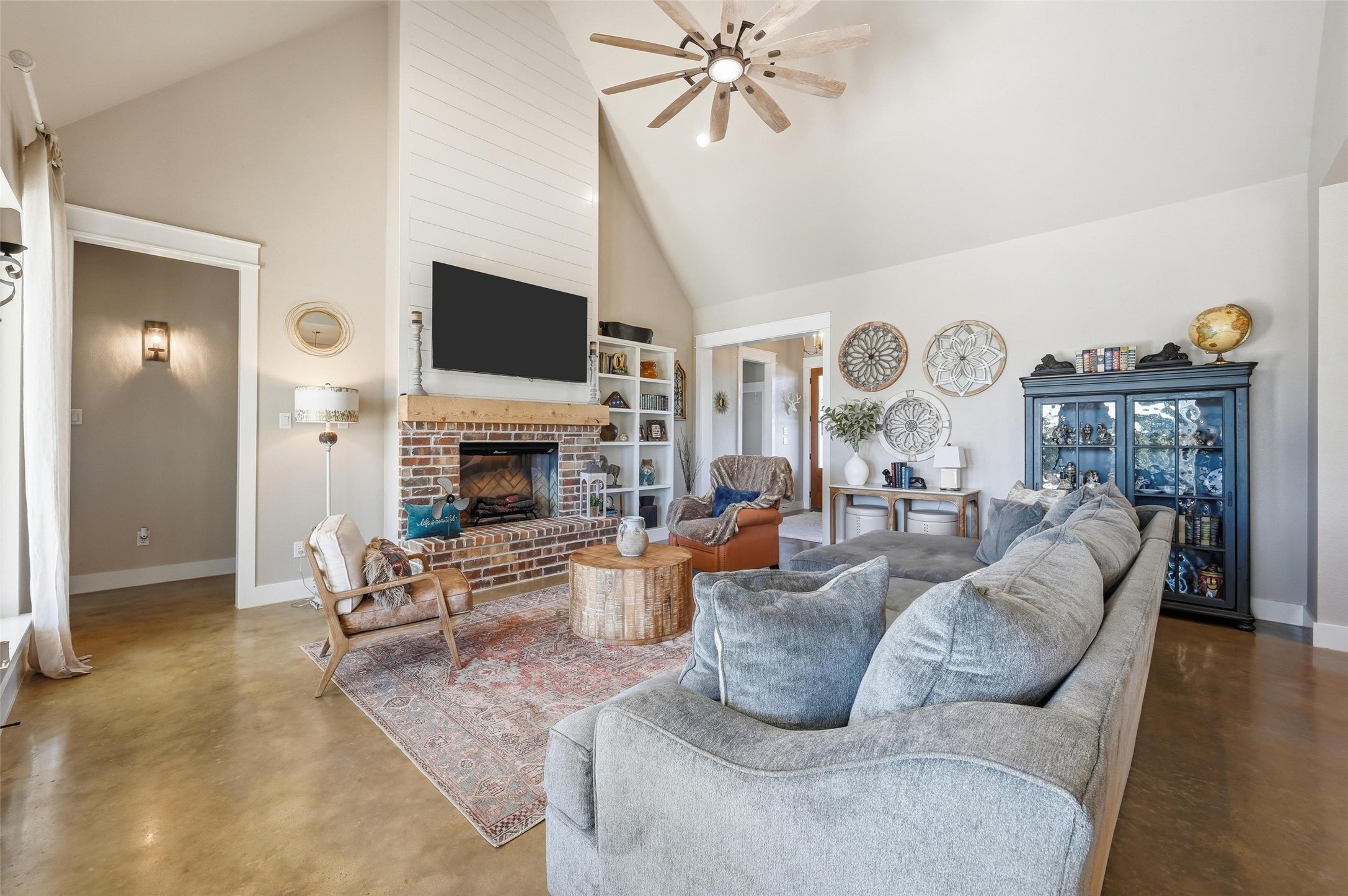 350 Rolling Ranch Boulevard Alvord TX 76225