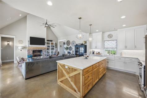350 Rolling Ranch Boulevard Alvord TX 76225