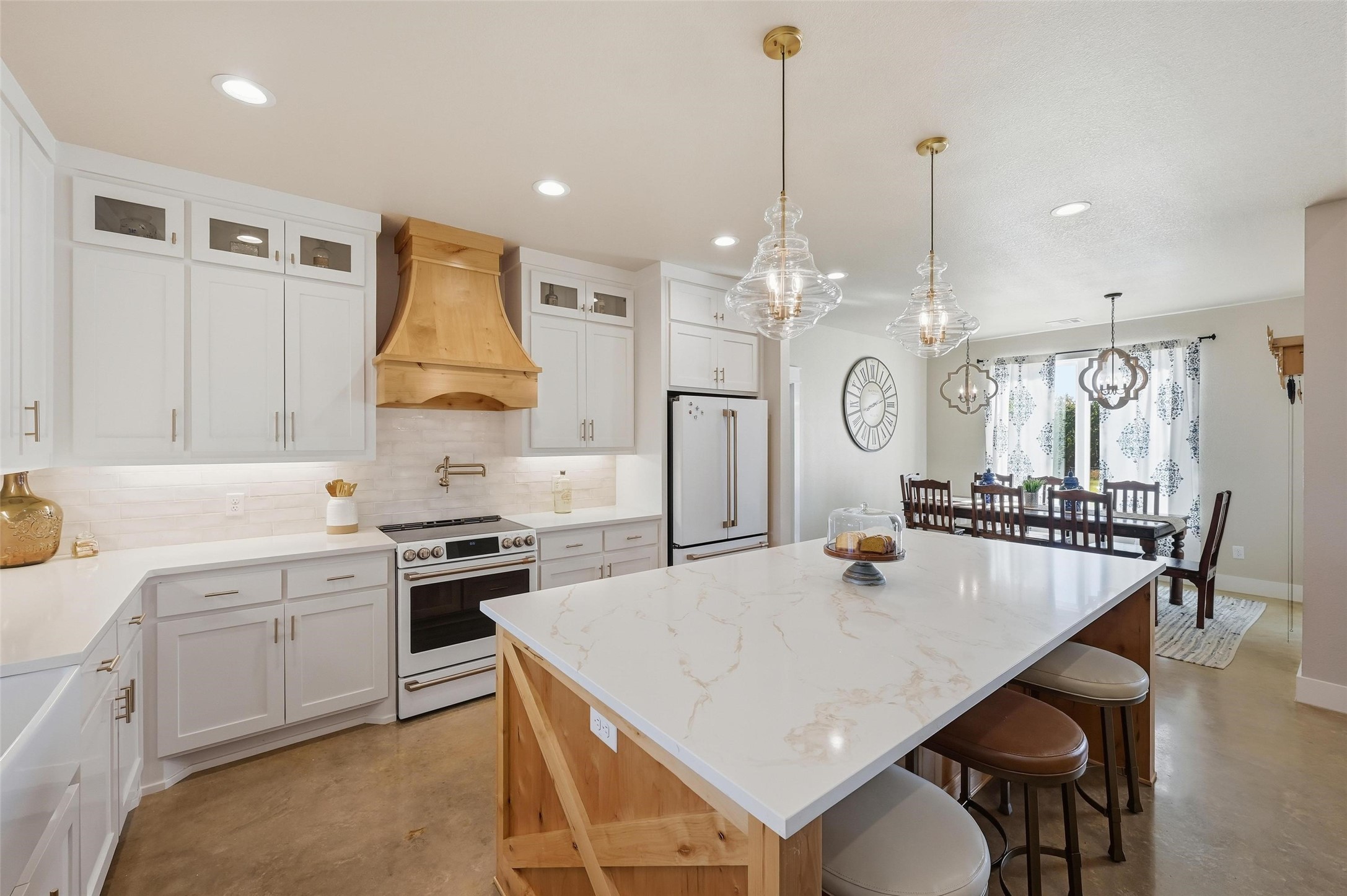 350 Rolling Ranch Boulevard Alvord TX 76225