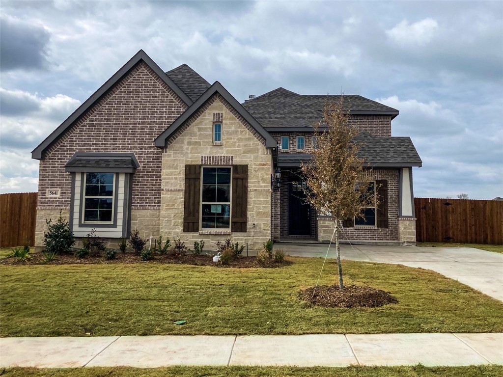 5641 Montana Drive Midlothian TX 76065