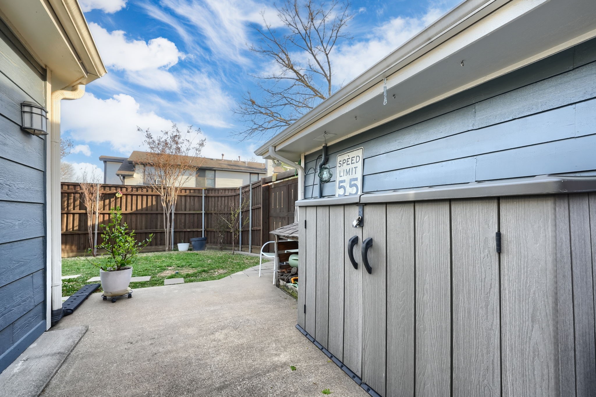 322 Allegheny Trail Lane Garland TX 75043